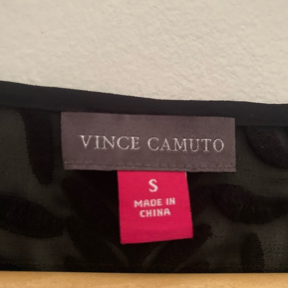 NWT. Vince Camuto Sheer Blouse - Picture 3 of 4